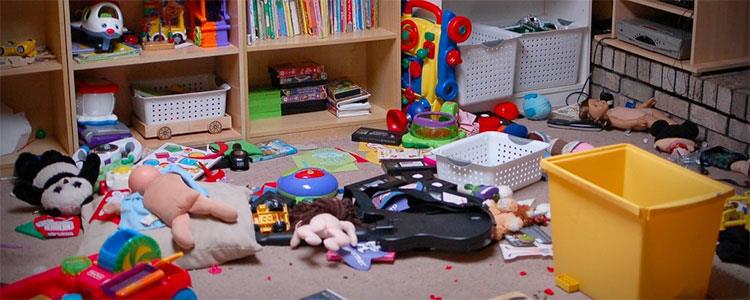 De-cluttering the Kids Room