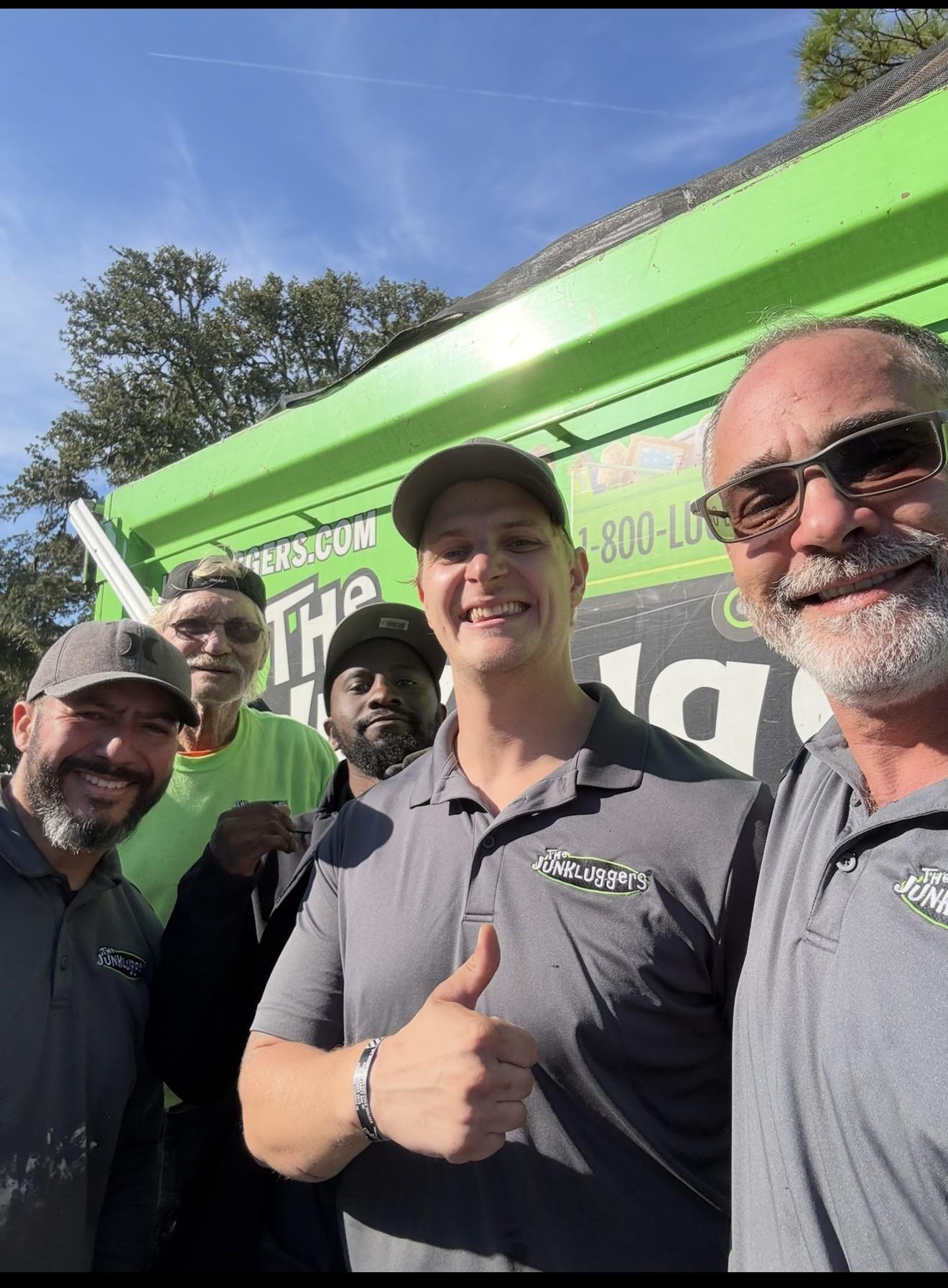 The Junkluggers of Savannah team