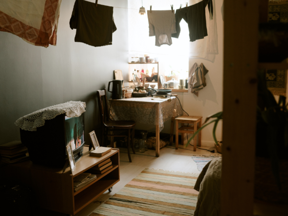 How to Declutter a Small NYC Apartment Without Feeling Overwhelmed