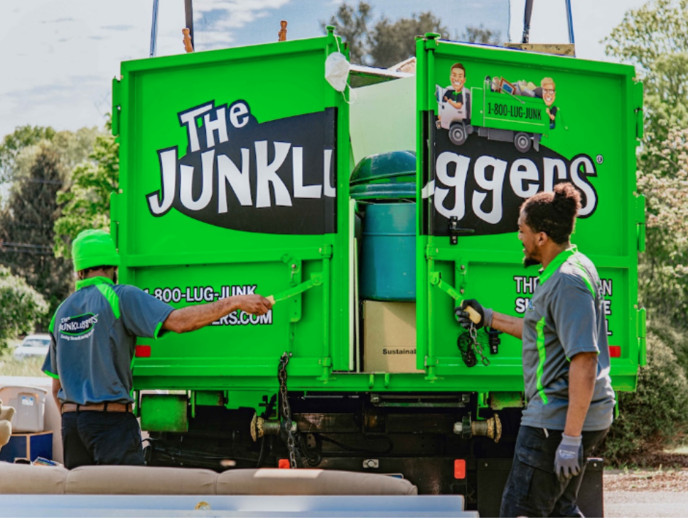 Junk Removal vs. Dumpster Rental in Dallas
