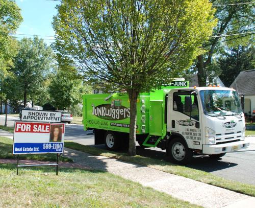 How Is Junk Removal in Real Estate Business?